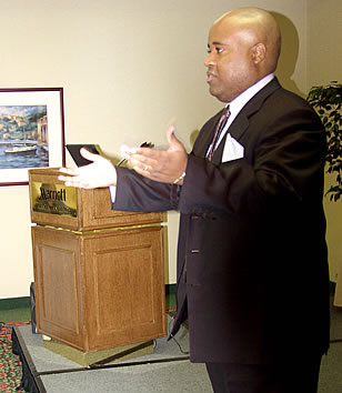 Delxino speaking, Los Angeles, California Black Business Seminar